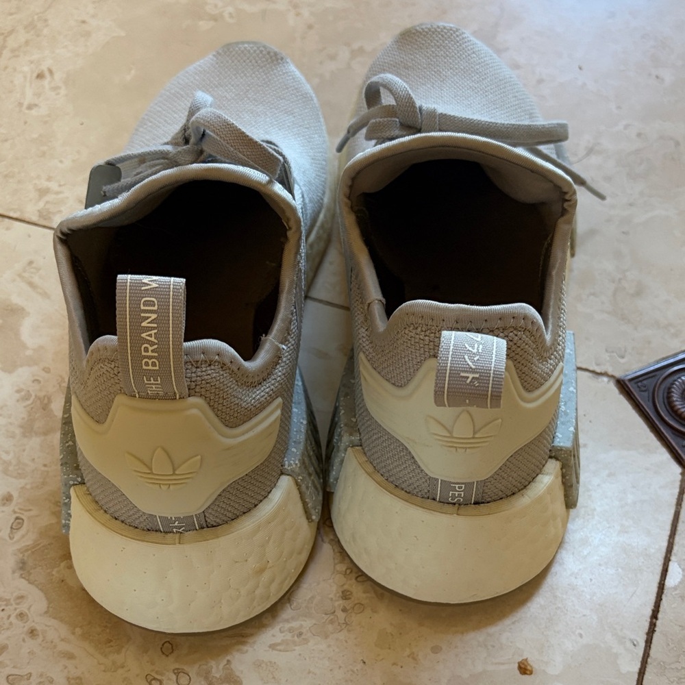 Adidas Light Gray NMD - Picture 2 of 4